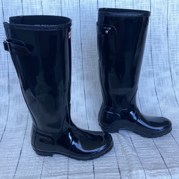 Hunter Rain Boots - Women’s Tall Back Adjustable Black Gloss, size 8 US, 39 EU - Picture 5 of 13